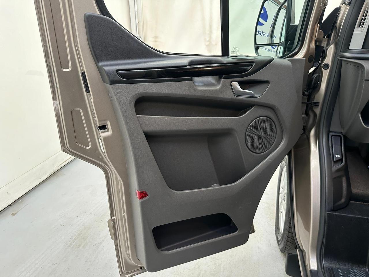 Ford Transit Custom AP73HCD