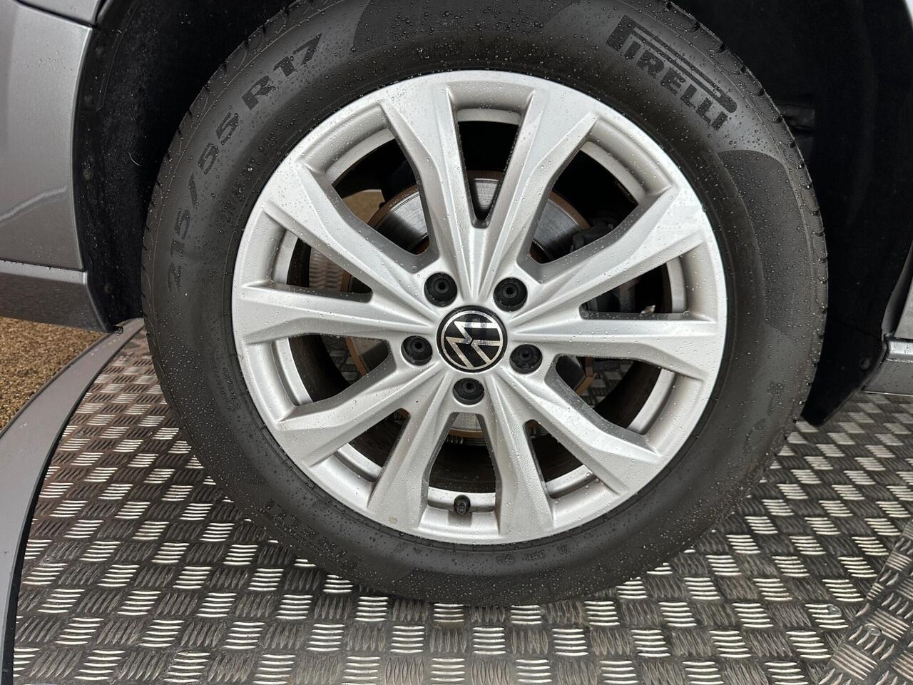 Volkswagen Caddy Maxi AE71YGC