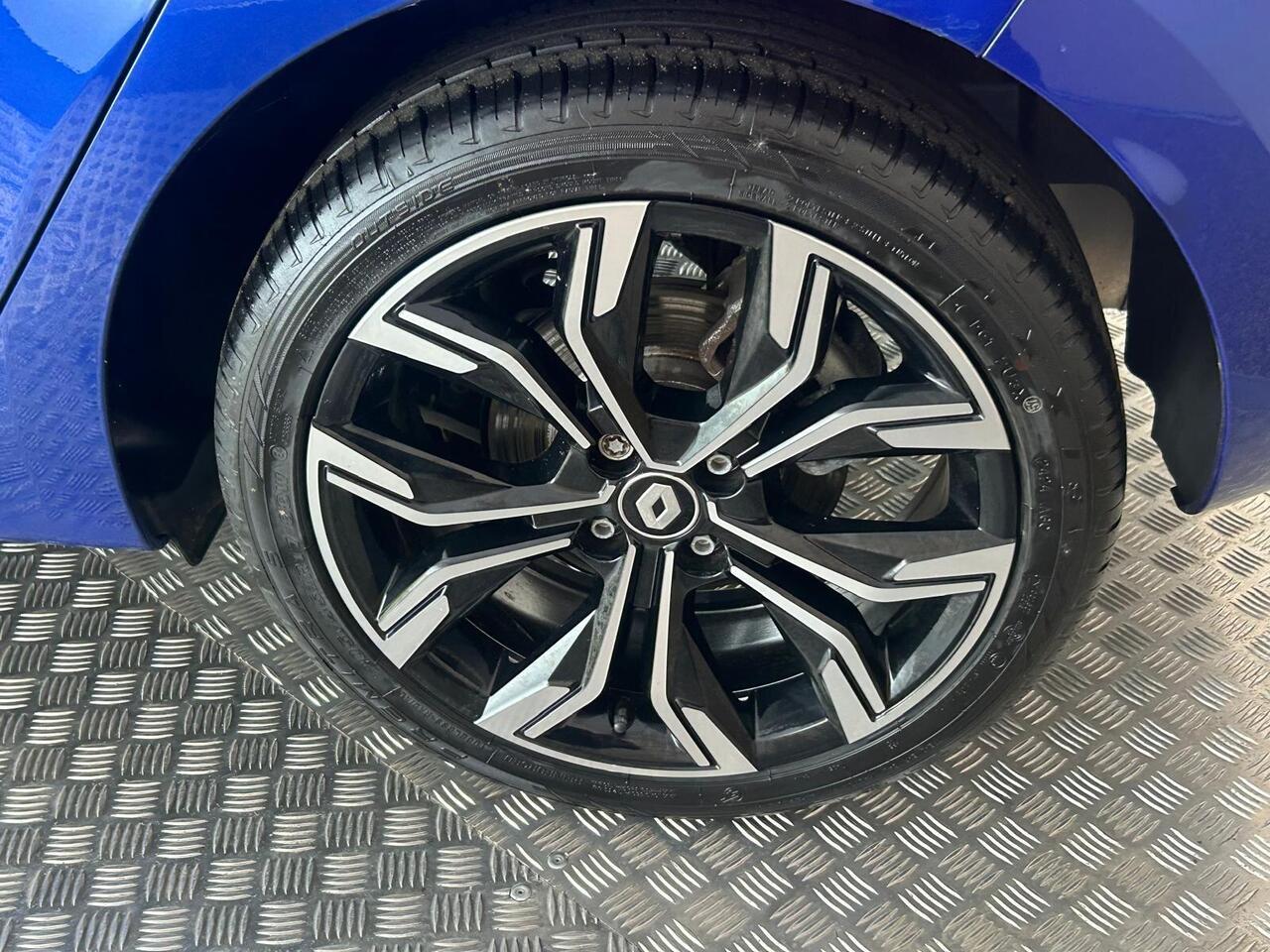 Renault Clio AK23UCE
