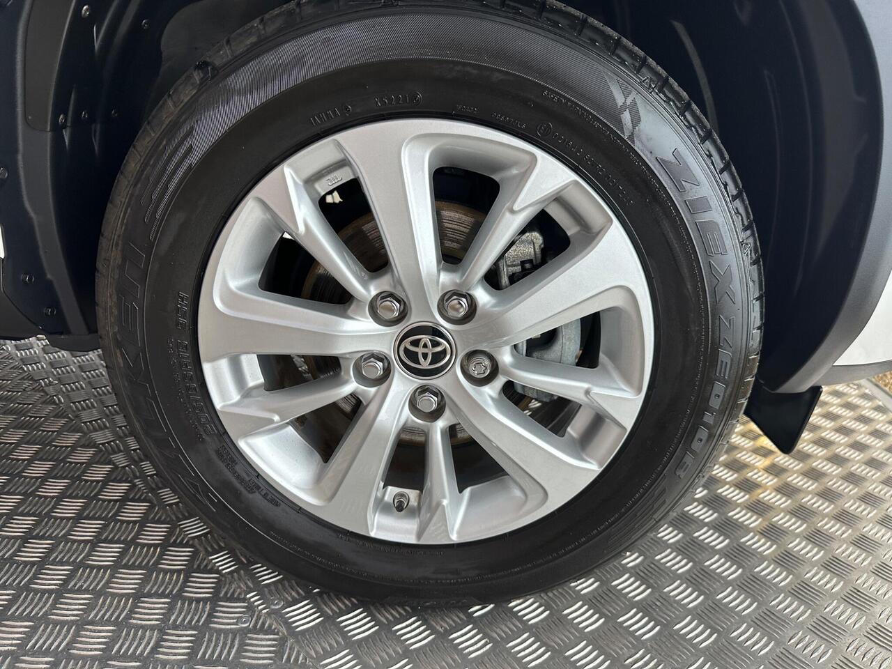 Toyota Yaris Cross AK22SZY