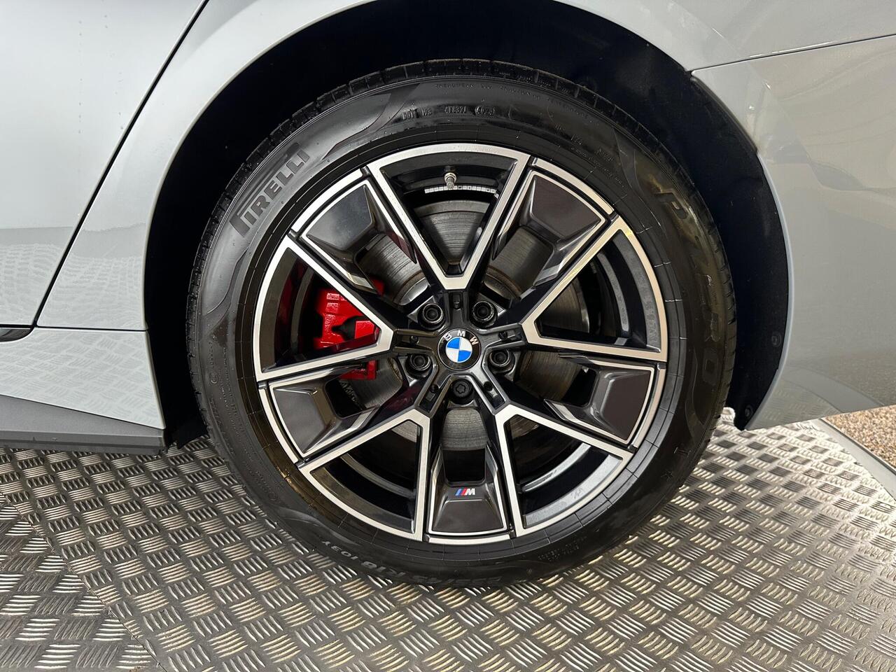 BMW i4 HV25NXE