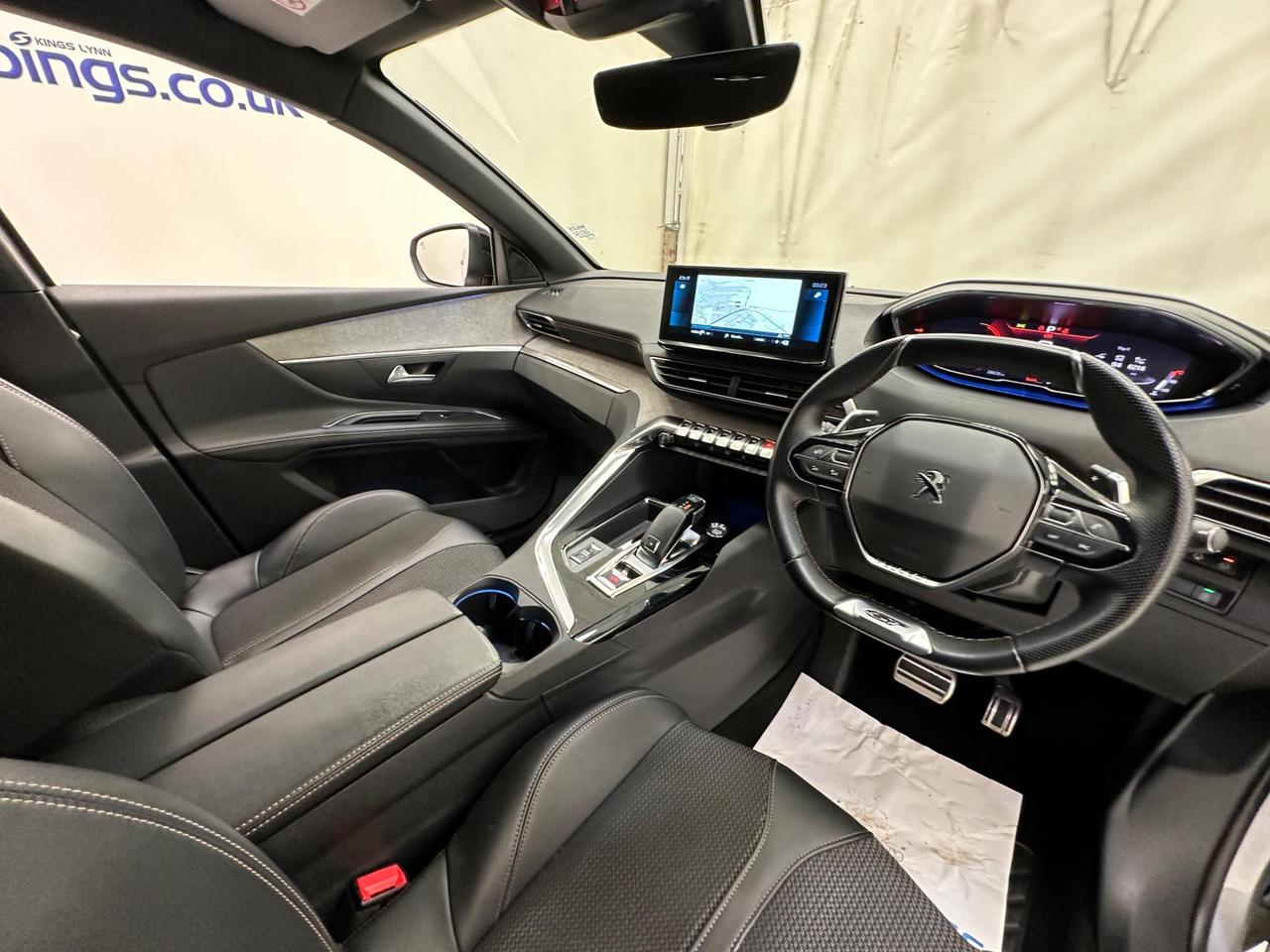 Peugeot 5008 SB71YGH