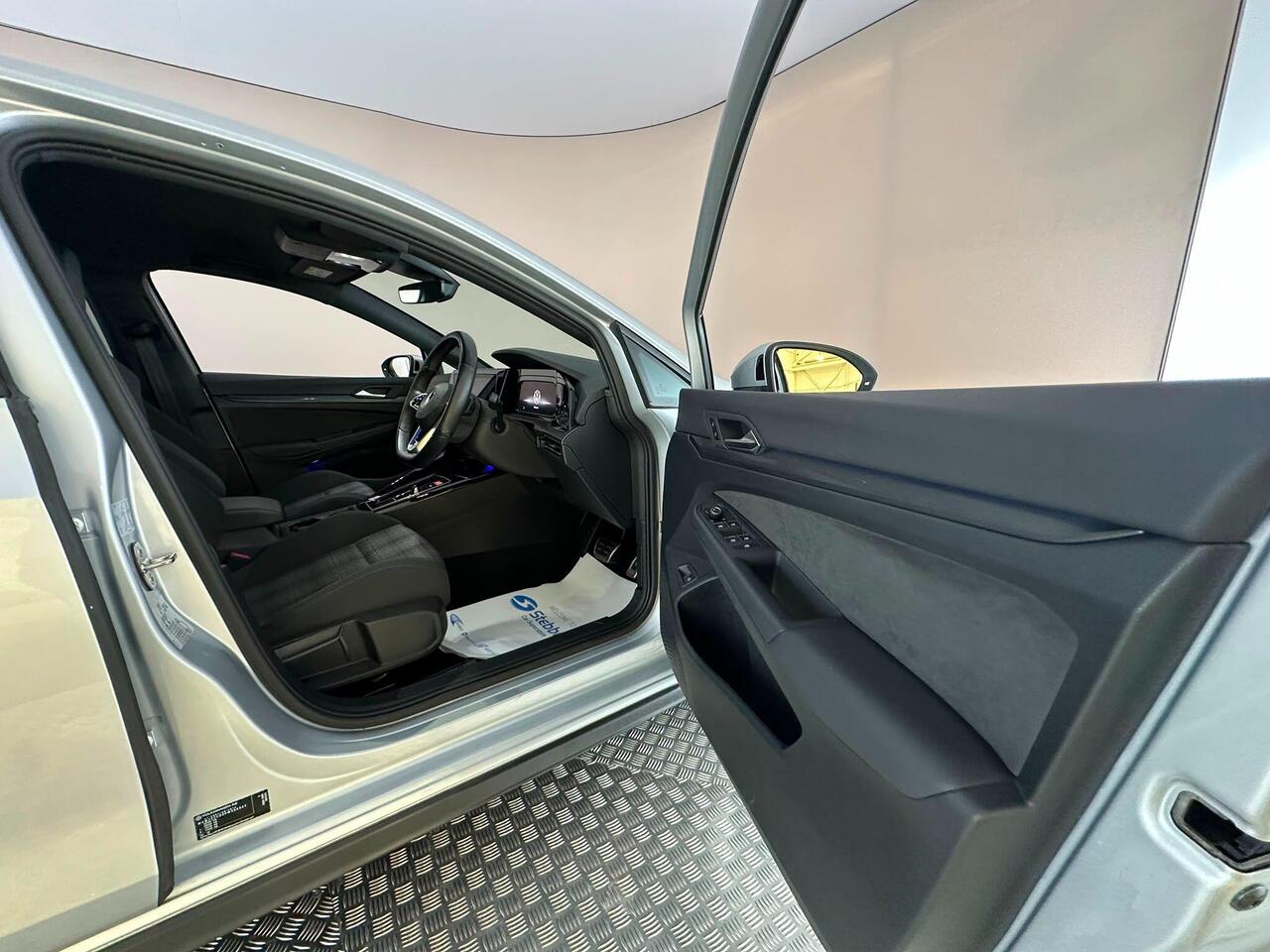 Volkswagen Golf BD72KTA