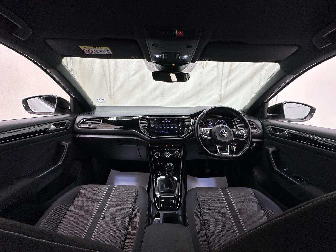 Volkswagen T-Roc VE21ZBG