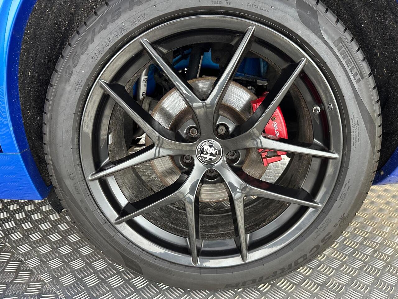 Alfa Romeo Stelvio SR70GHX