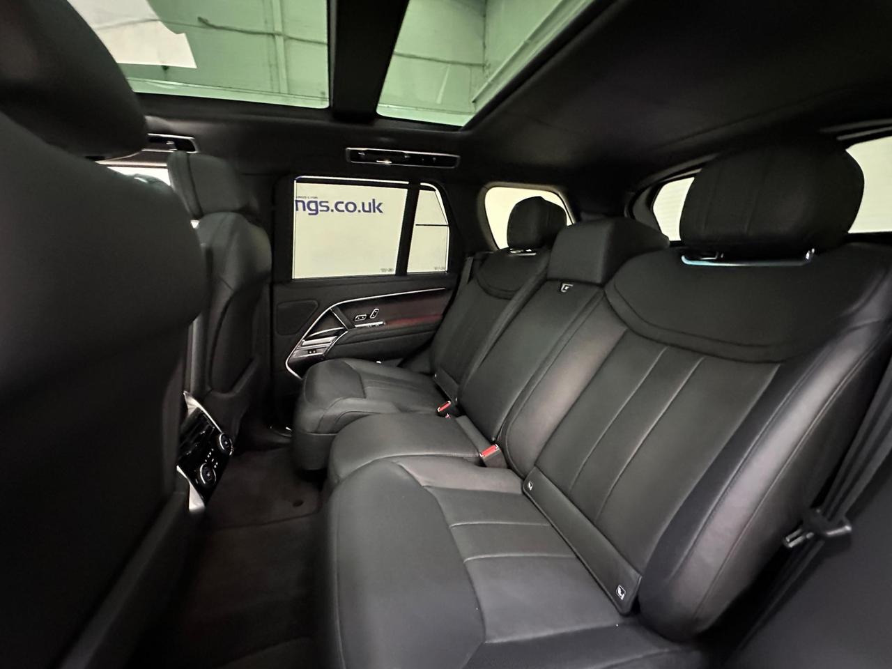 Land Rover Range Rover YE73JZF