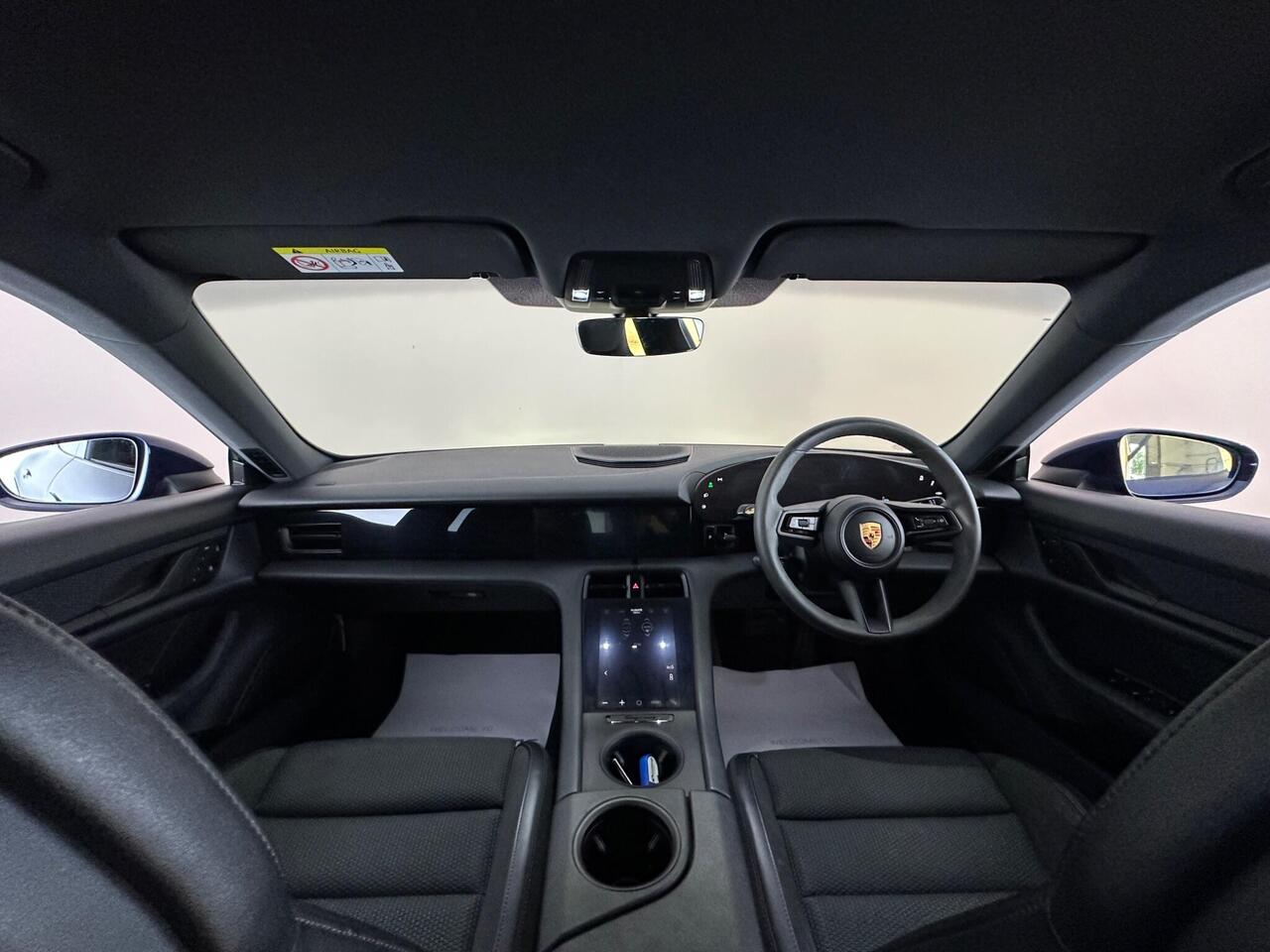 Porsche Taycan EJ22XKN