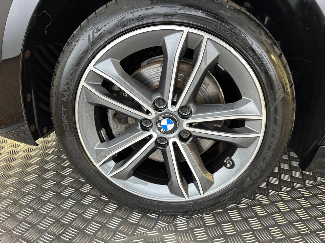 BMW 1 Series HT71AVC