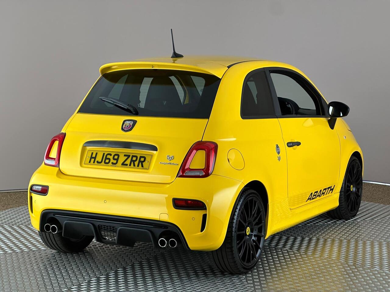 Abarth 595 HJ69ZRR