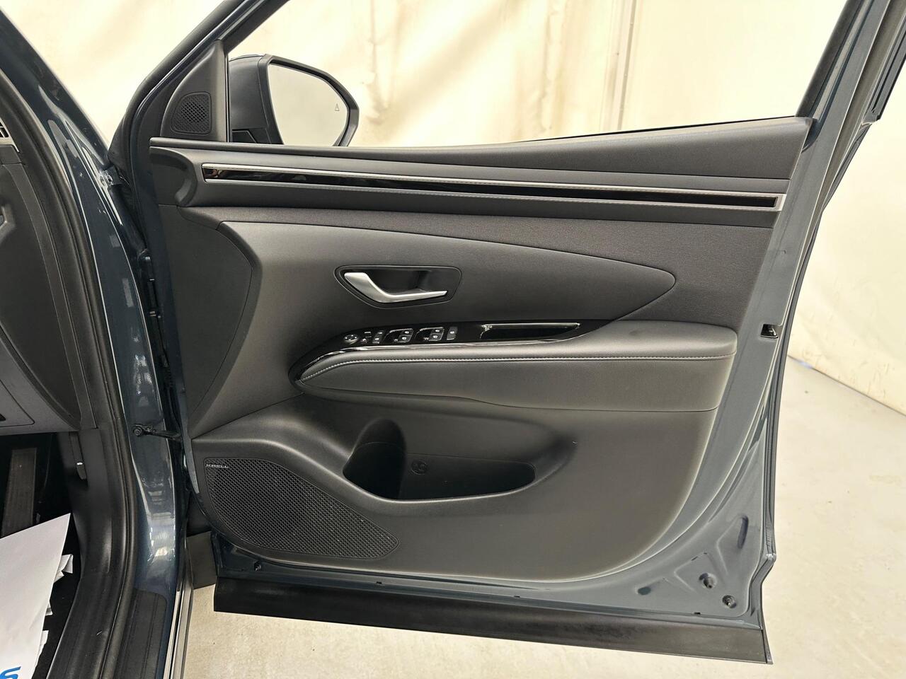 Hyundai TUCSON AJ21GCU
