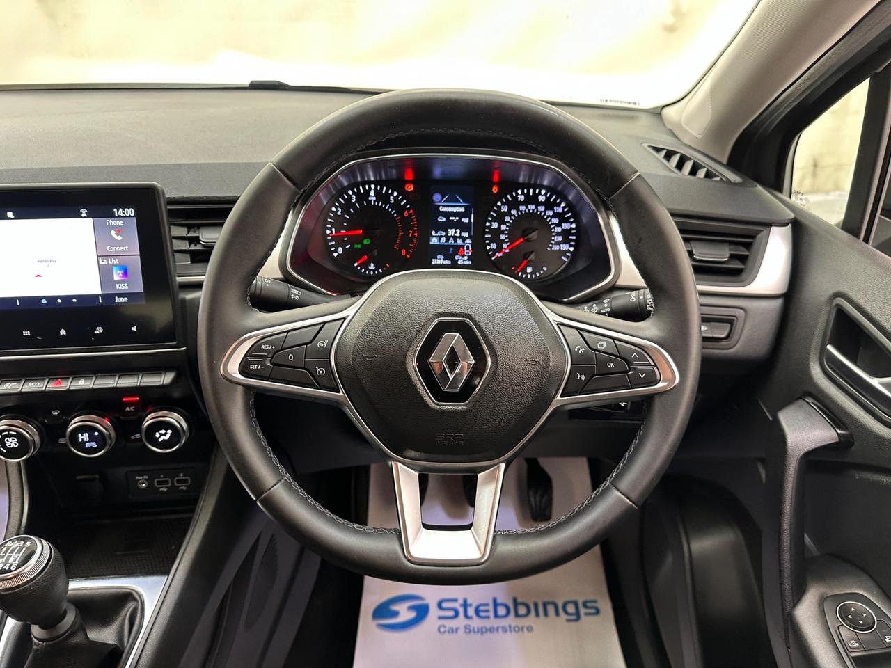 Renault Captur NL22YHZ