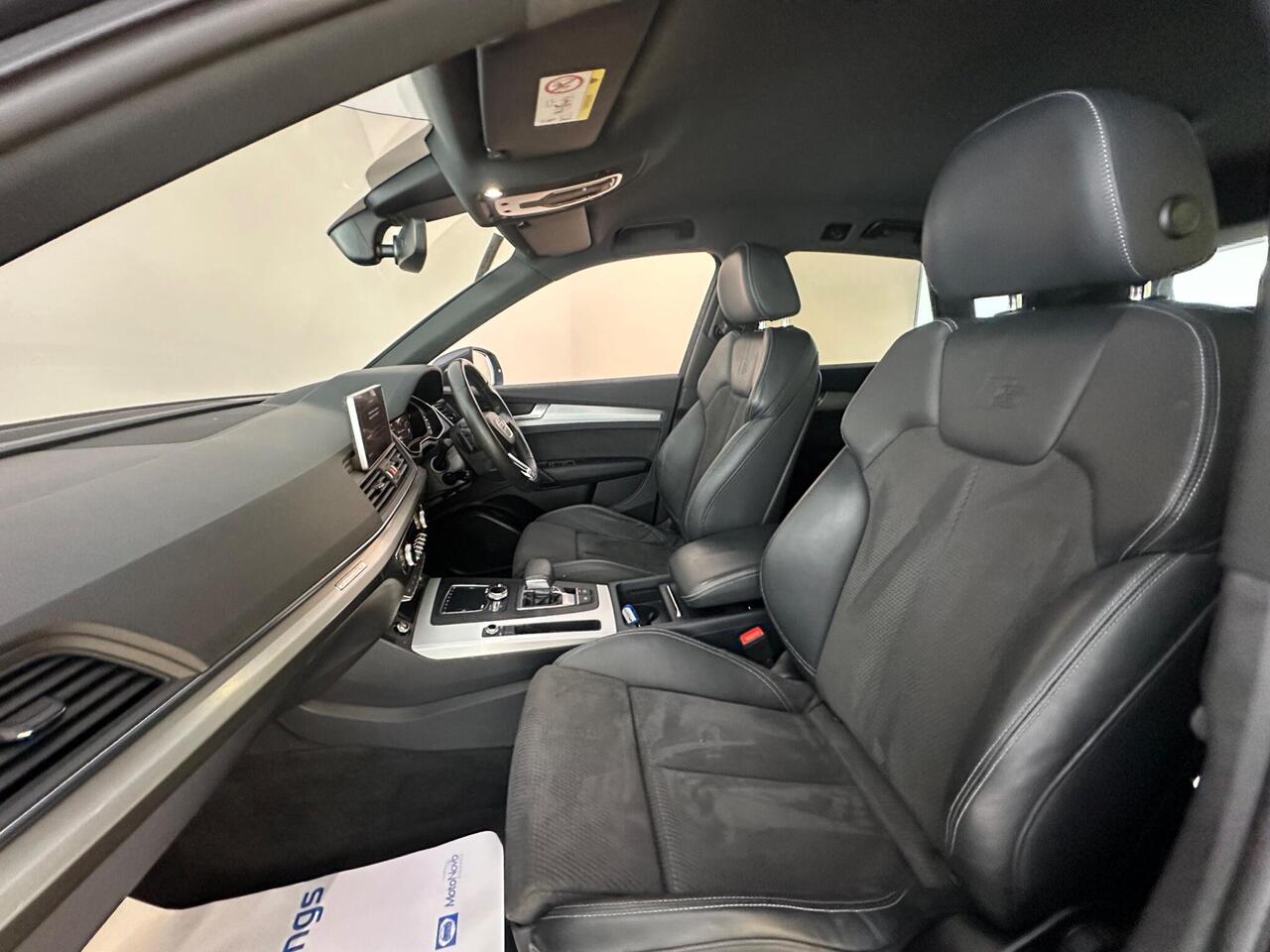 Audi Q5 YX19ODE