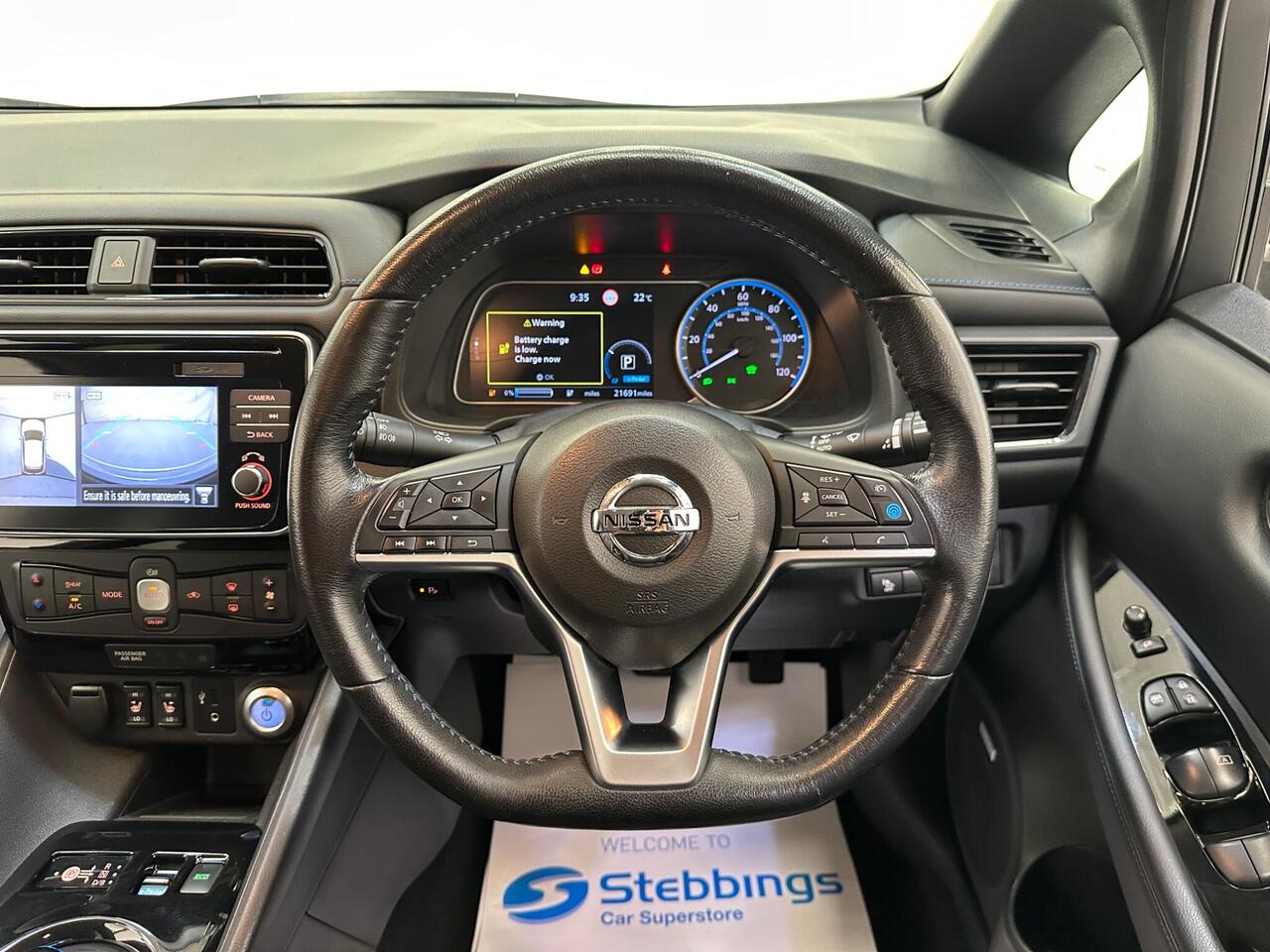 Nissan Leaf LT19GYF