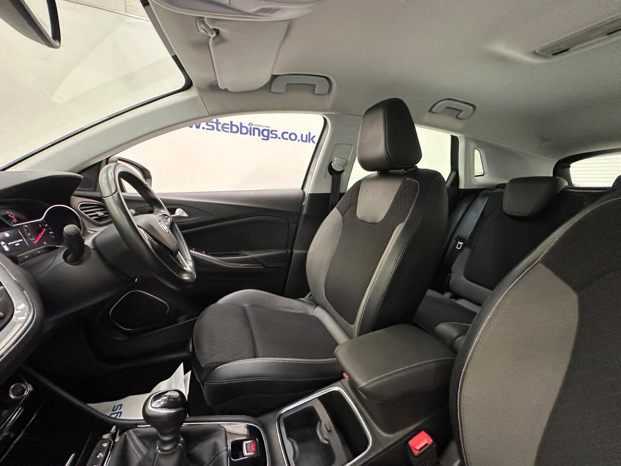 Vauxhall Grandland X EX19SXR