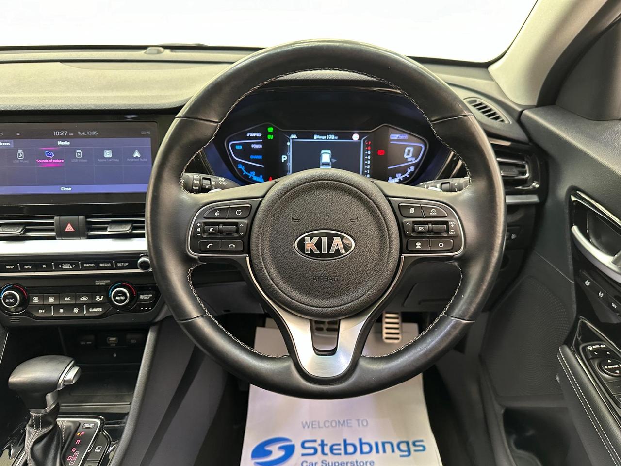 Kia Niro WN69JFA