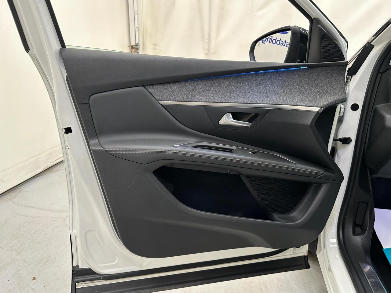 Peugeot 3008 KP69UZV
