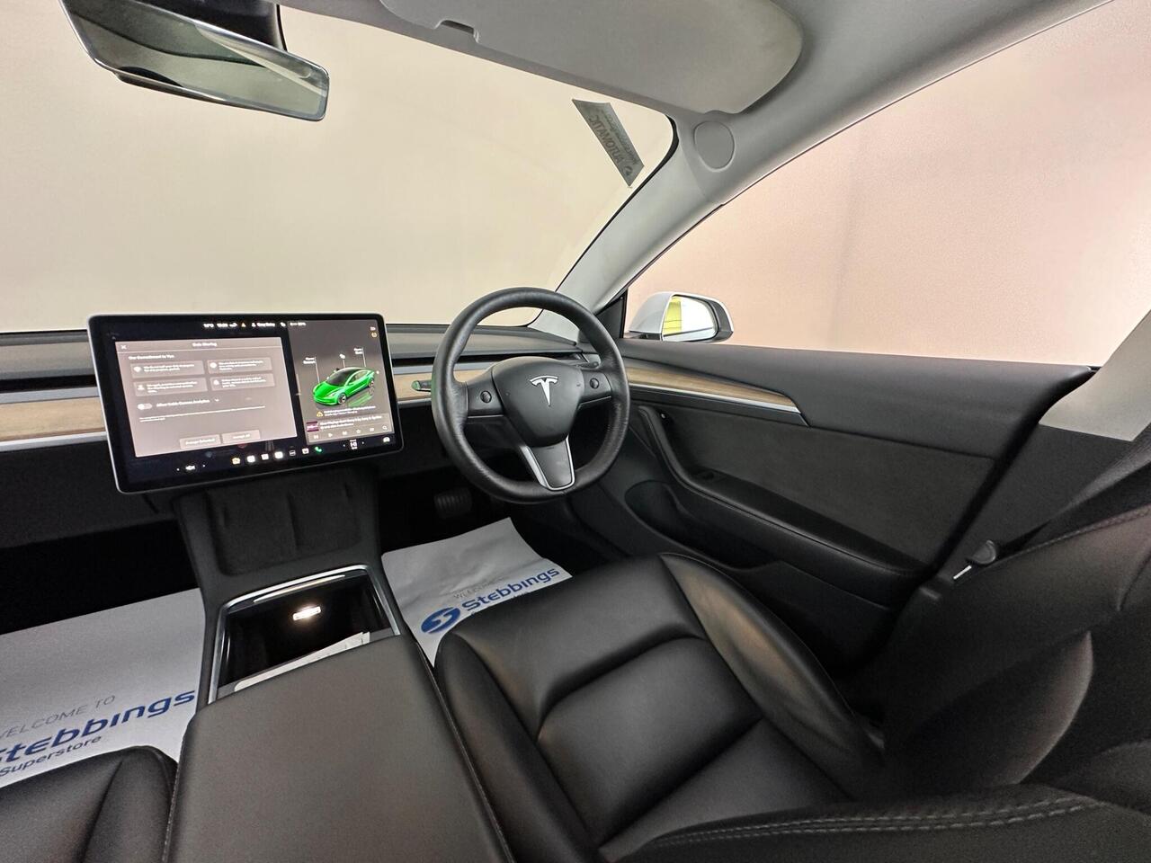 Tesla Model 3 AF72WBK