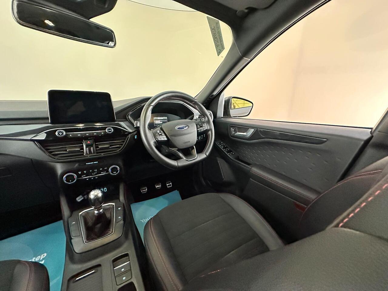 Ford Kuga YO21EHU