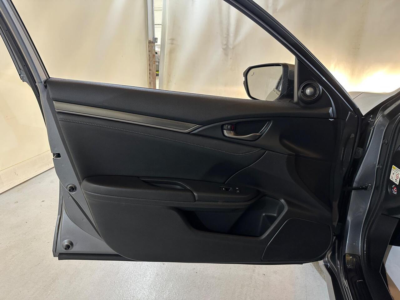 Honda Civic CX68TYU