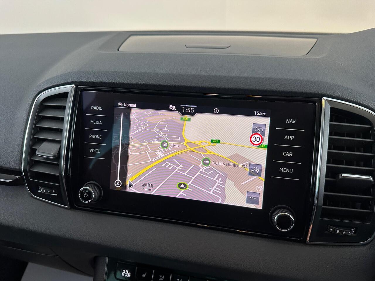 Skoda Karoq LF23SFO