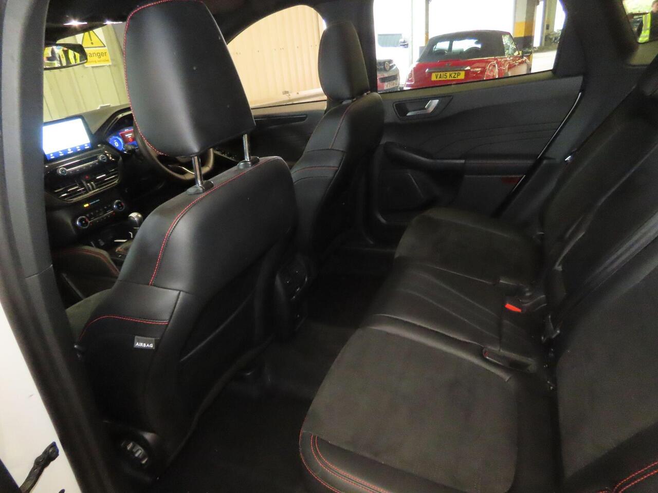 Ford Kuga EN72OHL