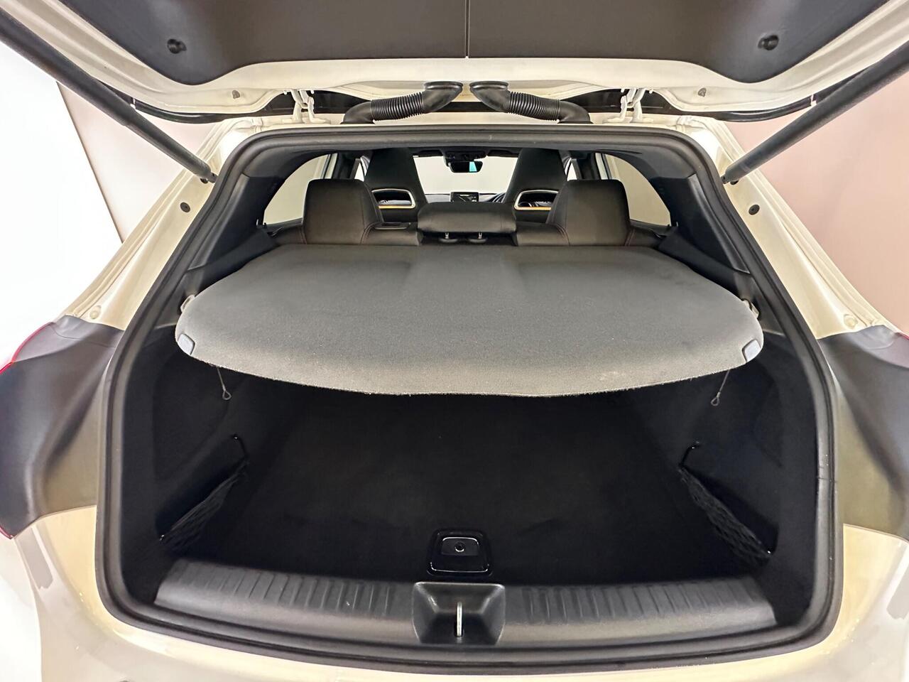 Mercedes-Benz GLA CK18ARZ