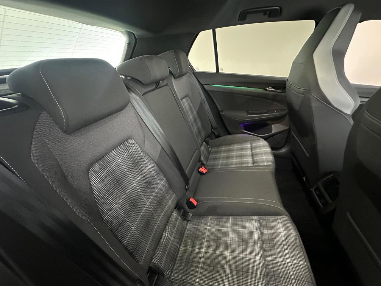 Volkswagen Golf DF70SFV