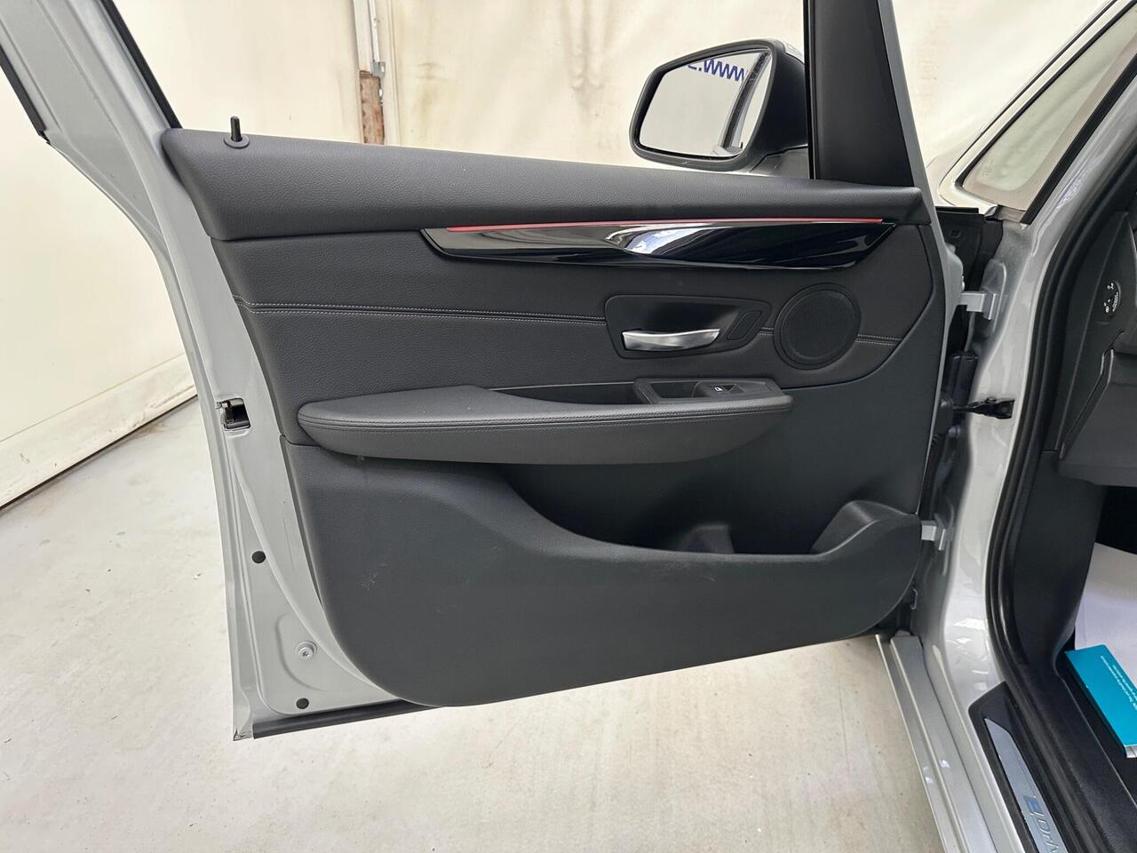 BMW 2 Series Active Tourer WP68UJV
