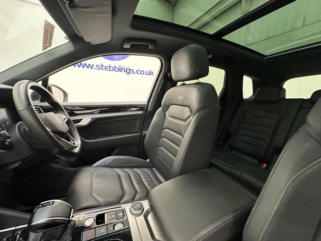 Volkswagen Touareg VK21UHB