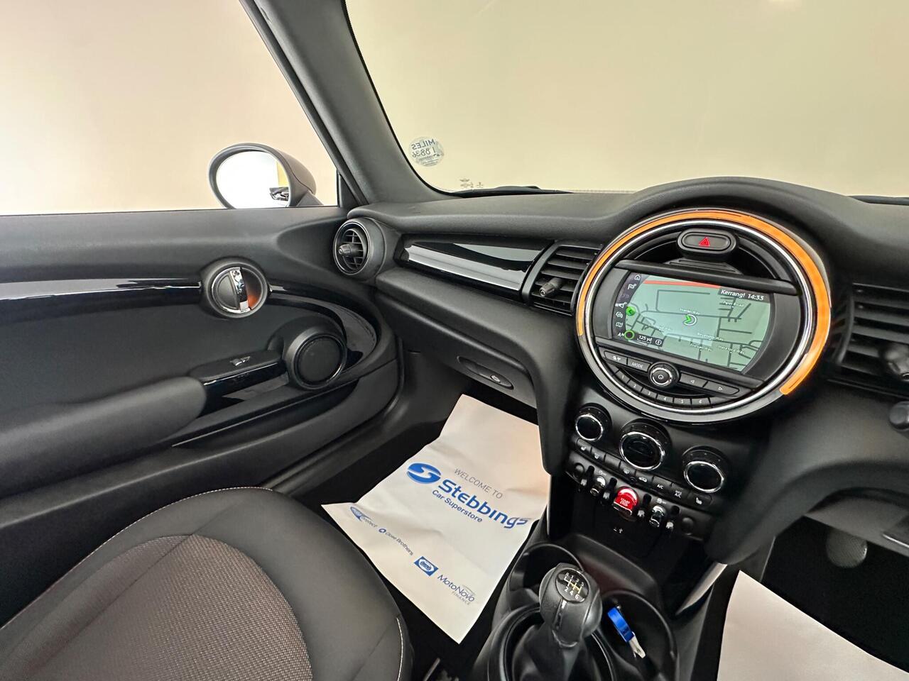MINI Convertible FT68EZW