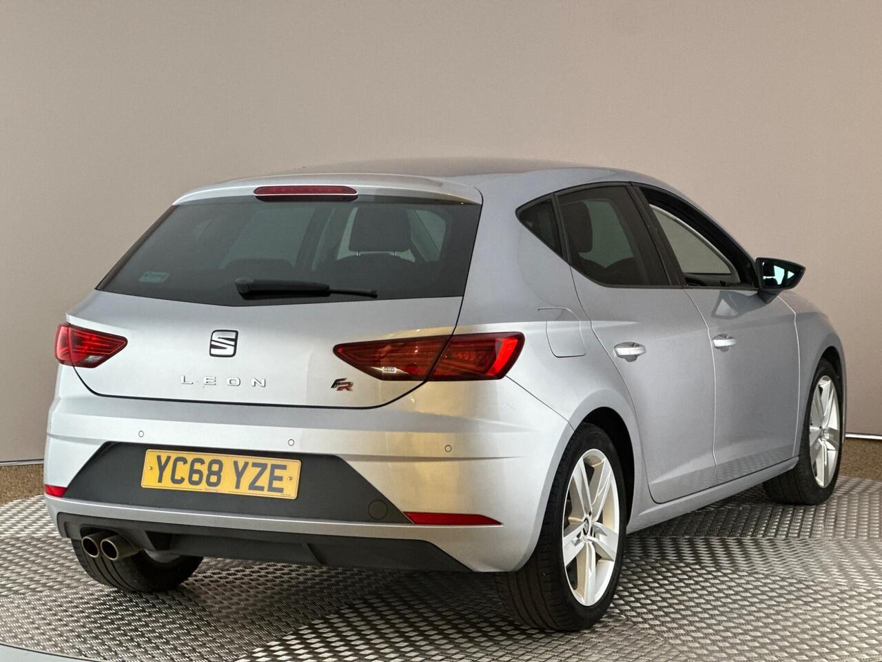 SEAT Leon YC68YZE