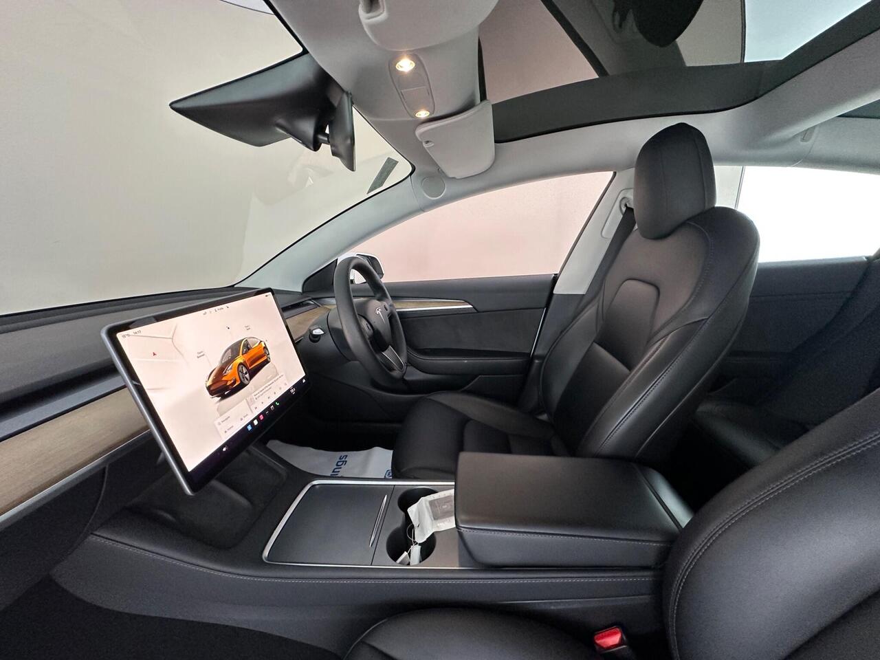 Tesla Model 3 AF72VFH