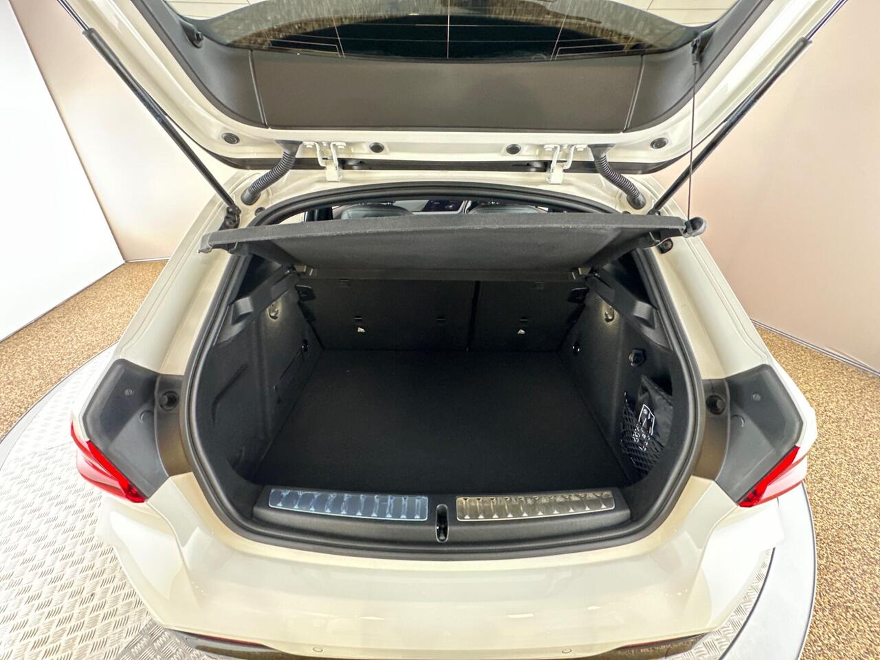 BMW 1 Series PK20ECZ