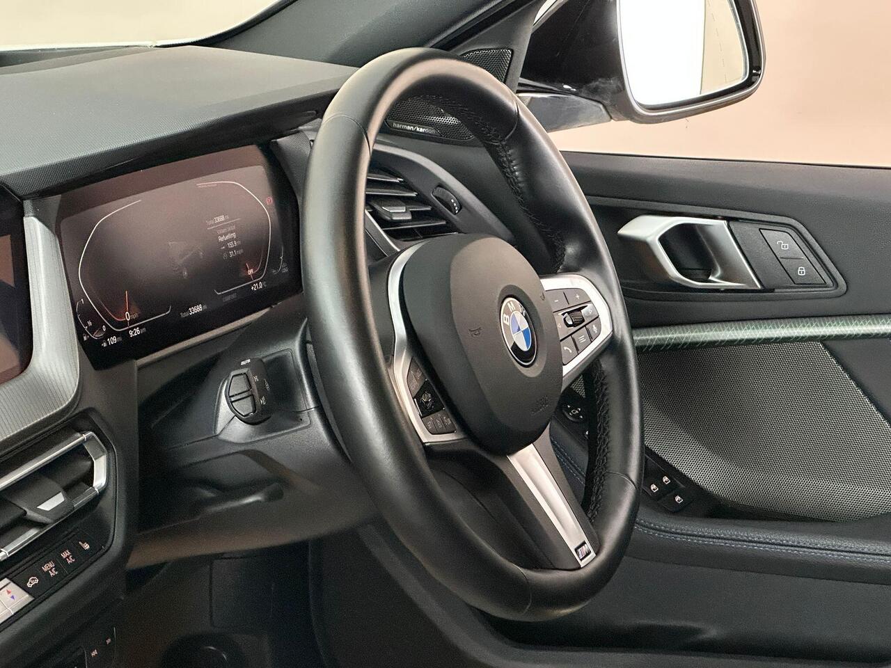 BMW 1 Series AY73LHJ