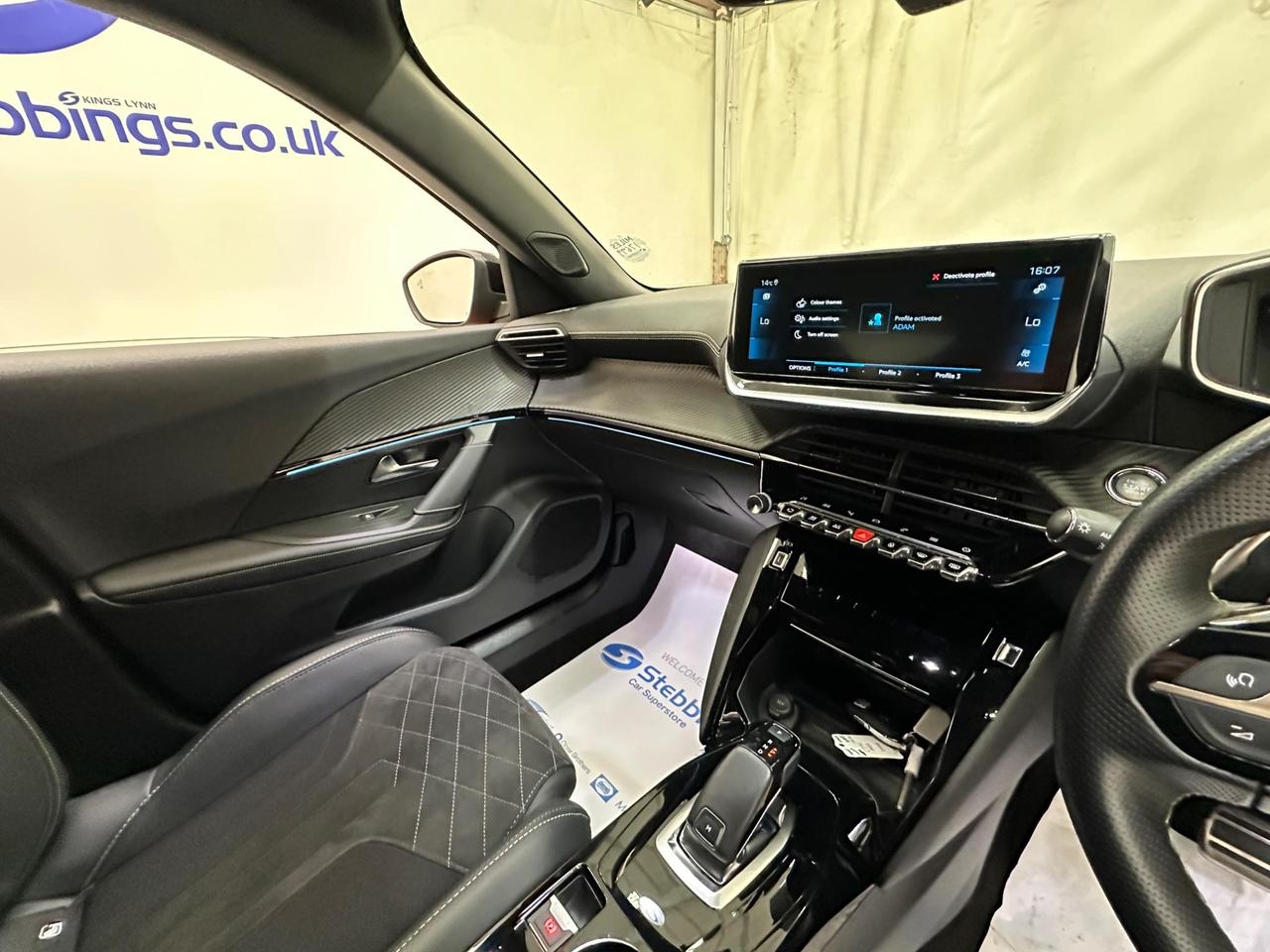 Peugeot 2008 CJ71AEG