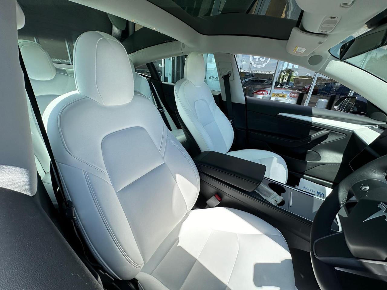 Tesla Model 3 GJ22FFE