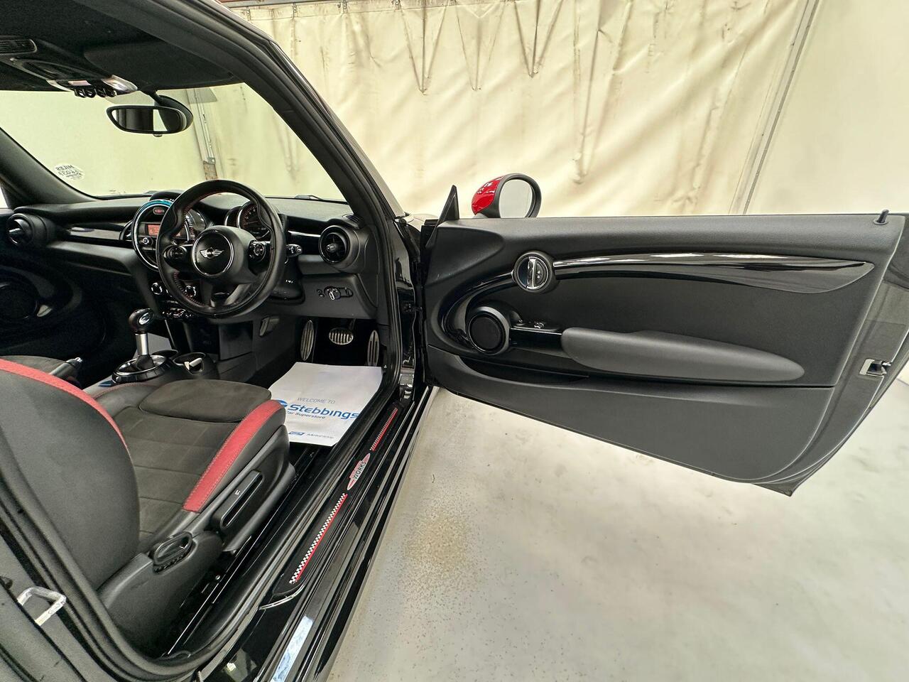 MINI Hatch KS67HYX