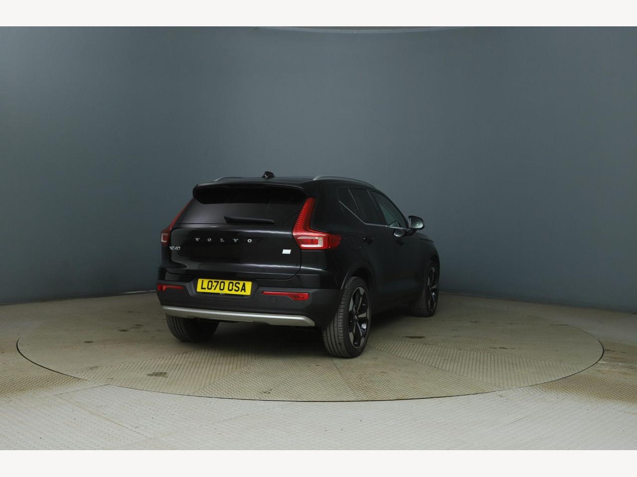 Volvo XC40 LO70OSA
