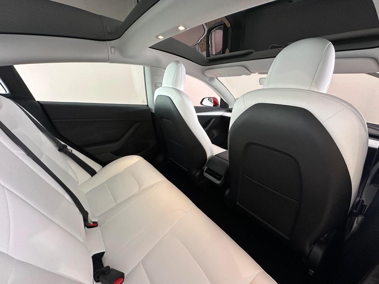 Tesla Model 3 WR71GMX