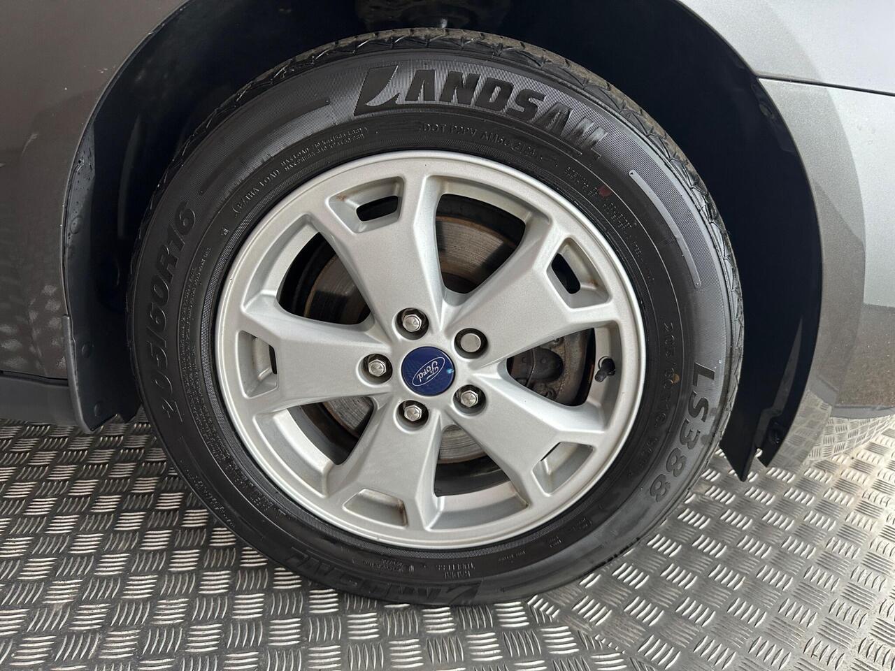 Ford Transit Connect PN67WYY