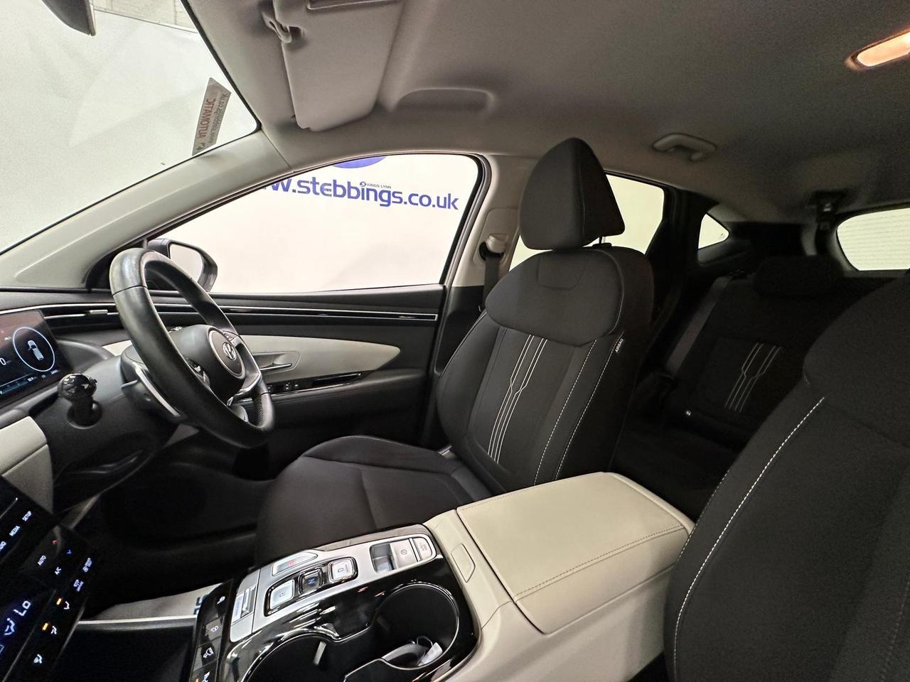 Hyundai TUCSON ET21OOW