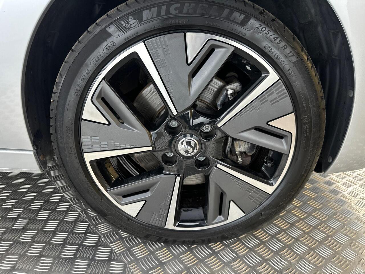 Vauxhall Corsa Electric AO72ODX