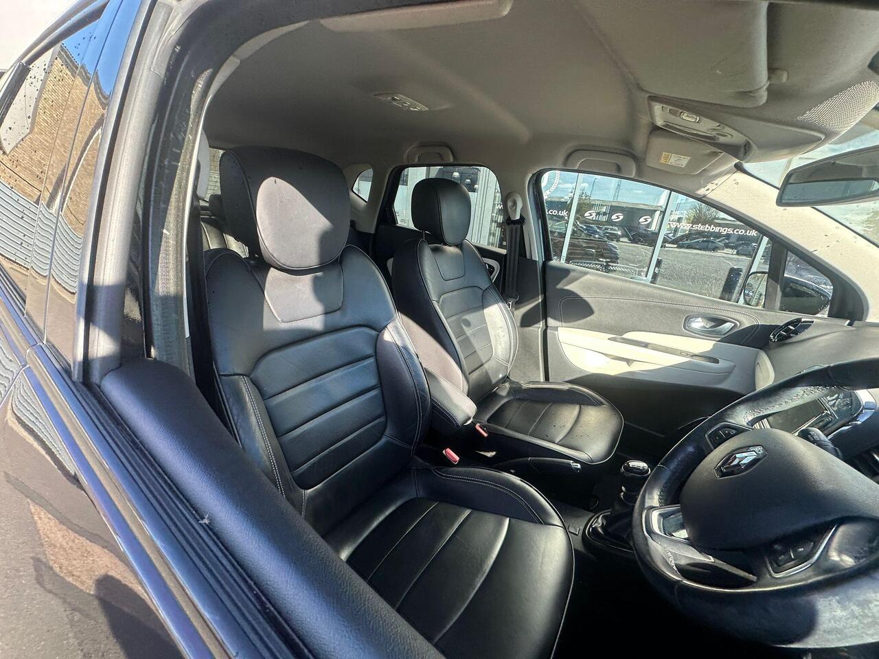 Renault Captur AK18BUJ