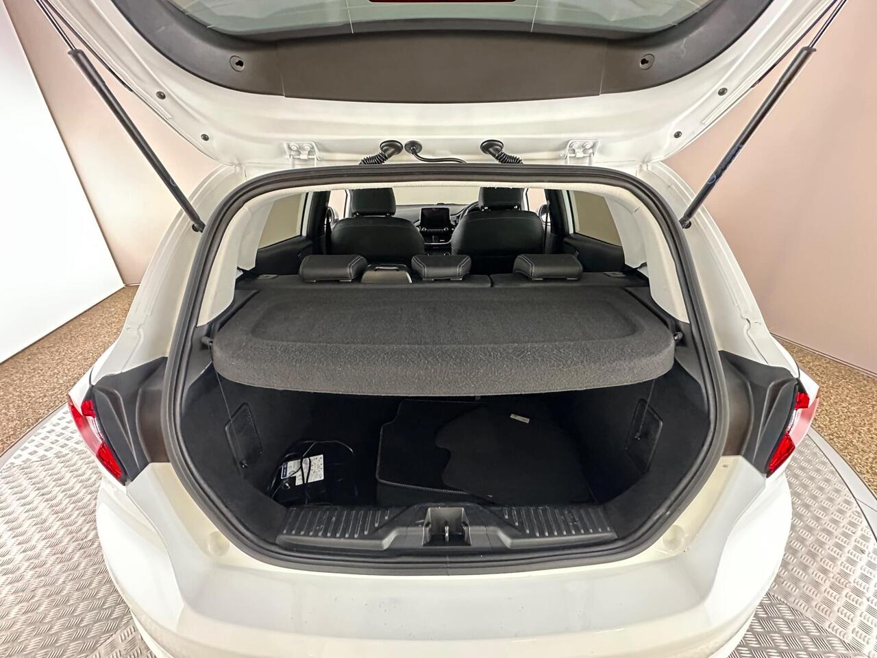 Ford Fiesta GV72LJJ