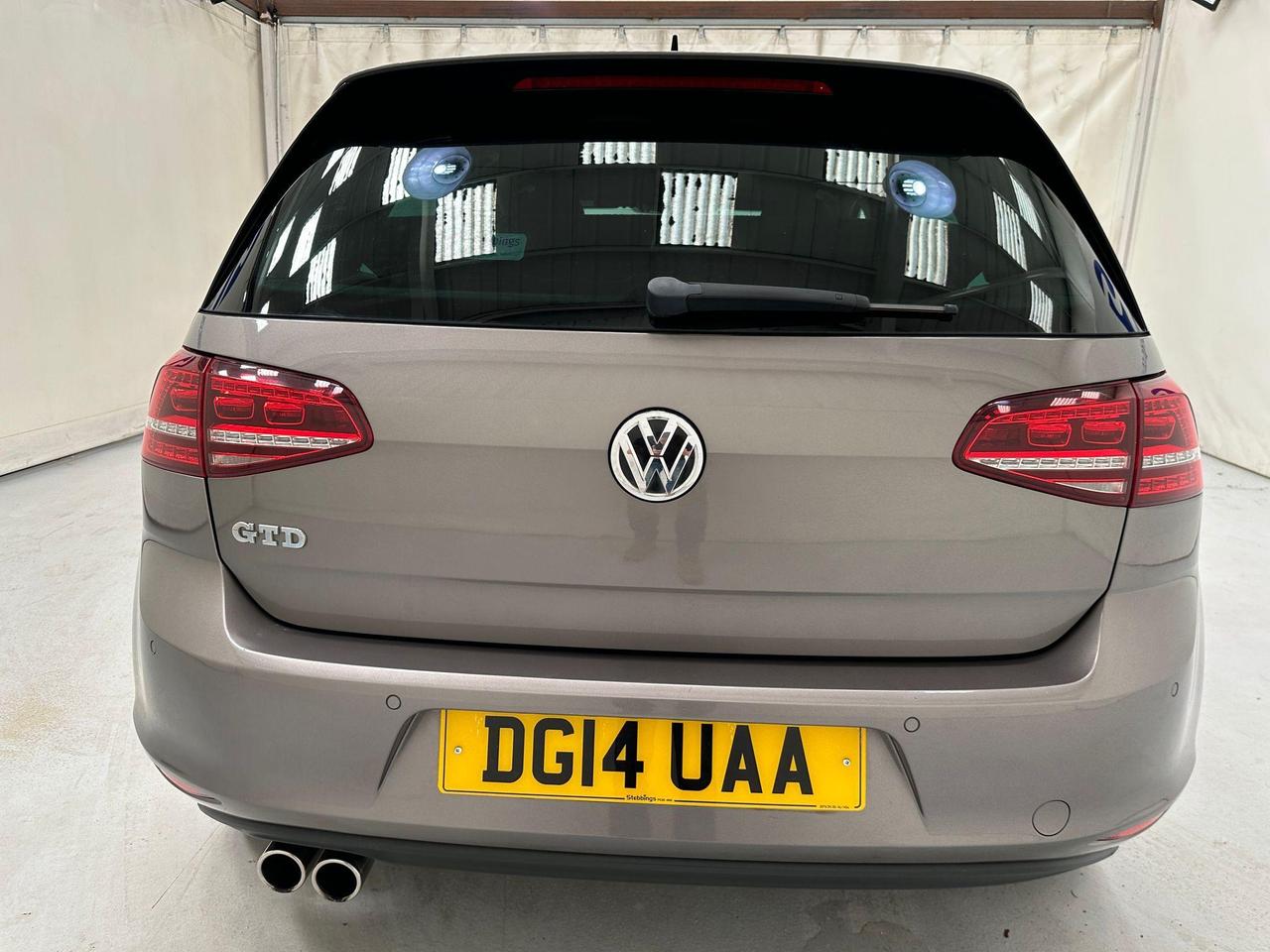 Volkswagen Golf DG14UAA