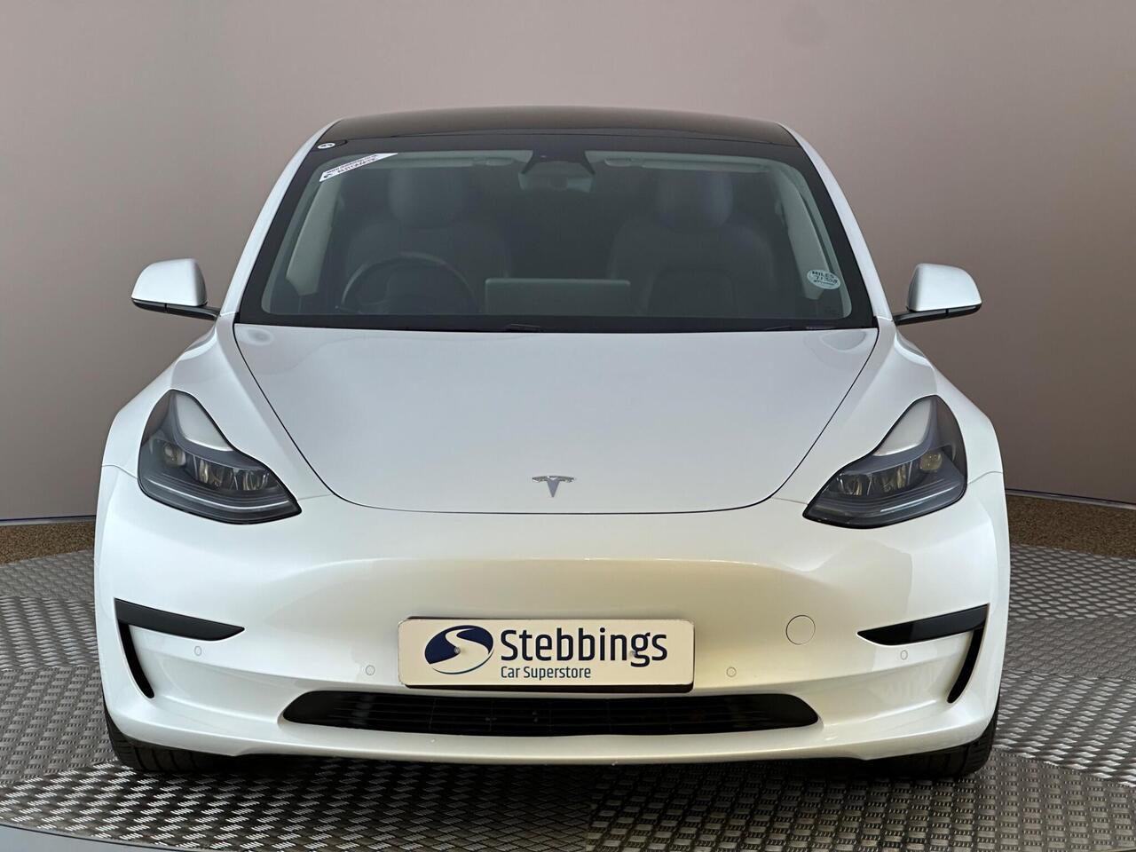 Tesla Model 3 AF72VLV