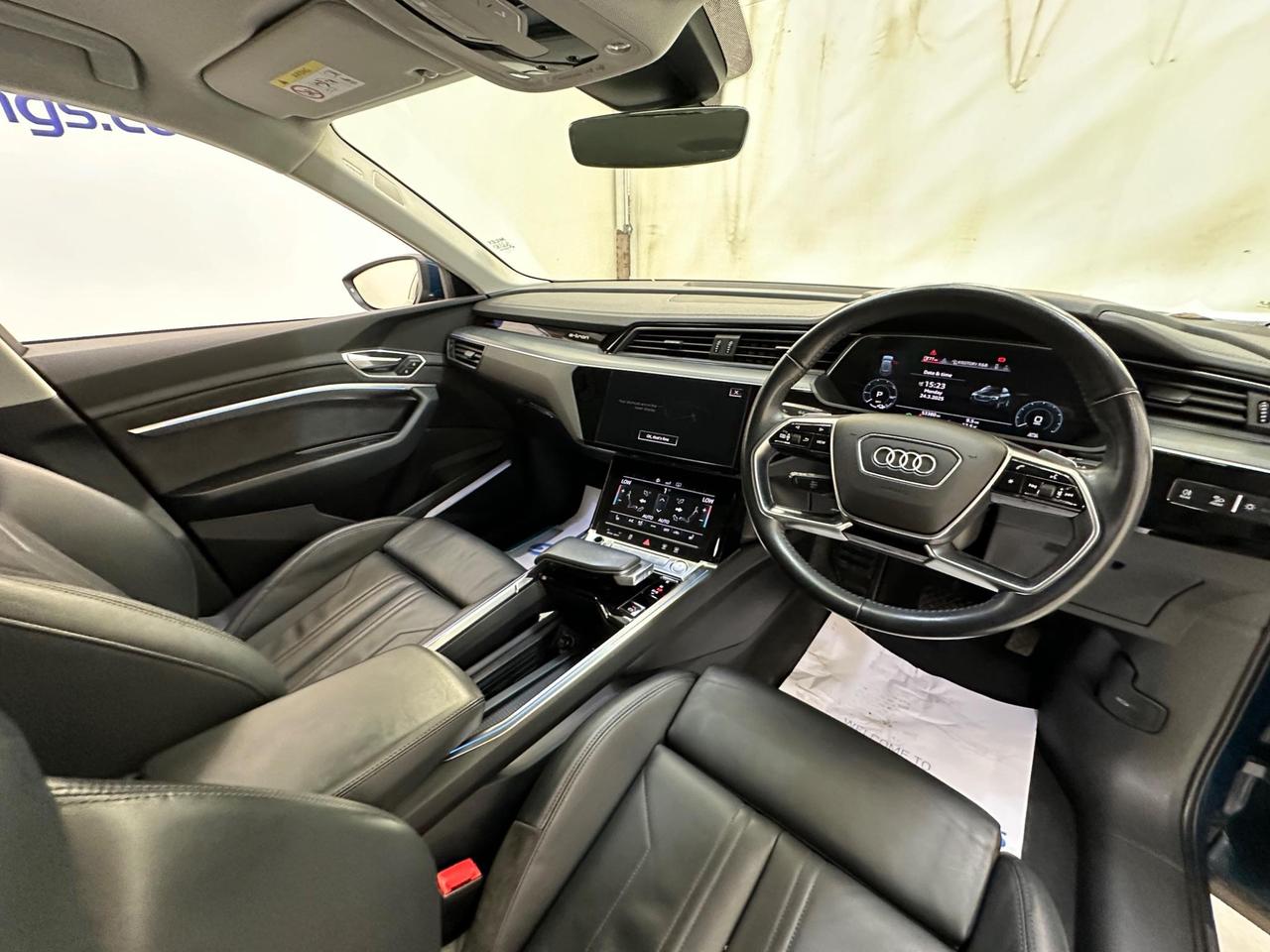 Audi e-tron RO70OMZ