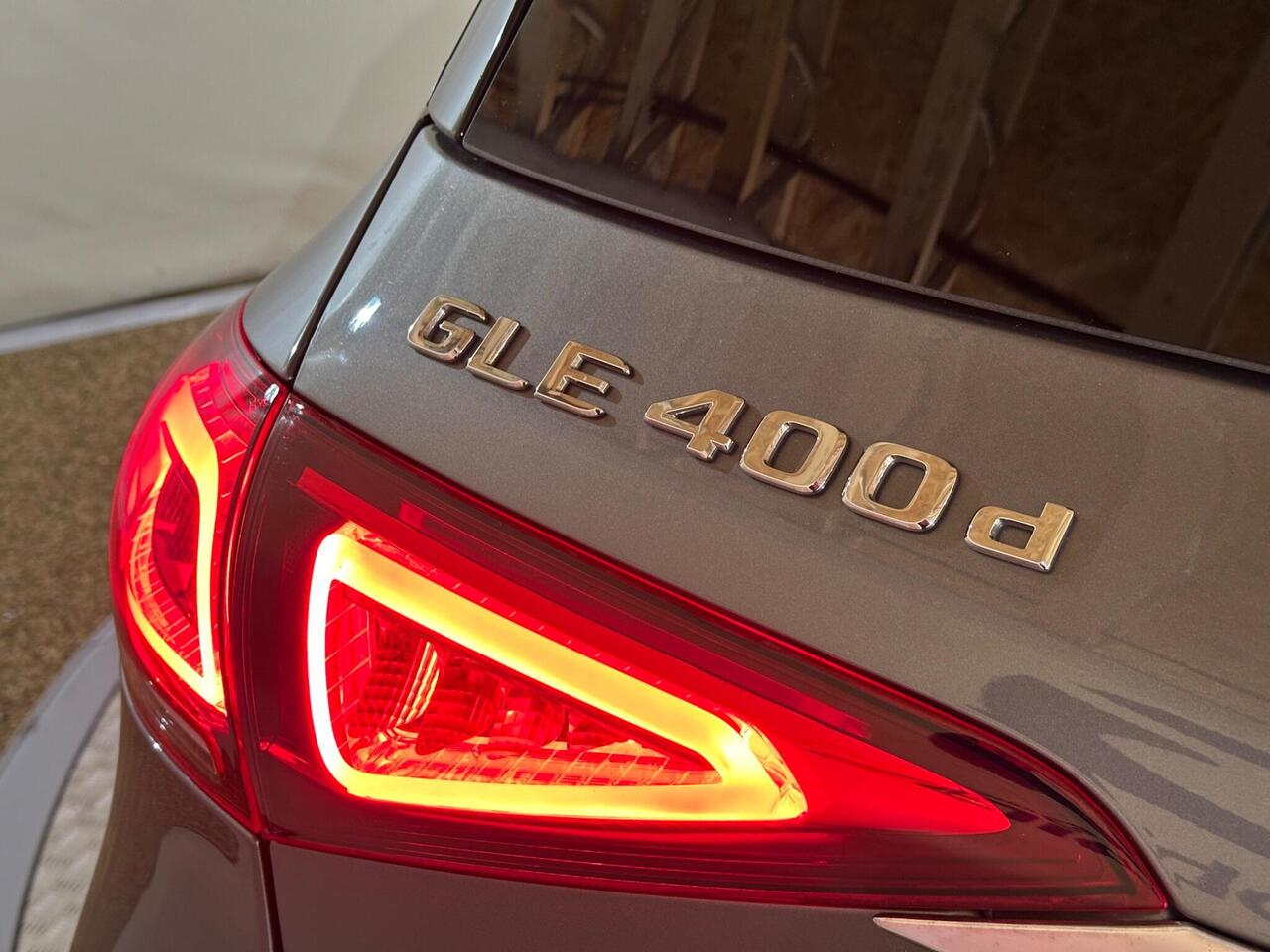 Mercedes-Benz GLE SW22SWF