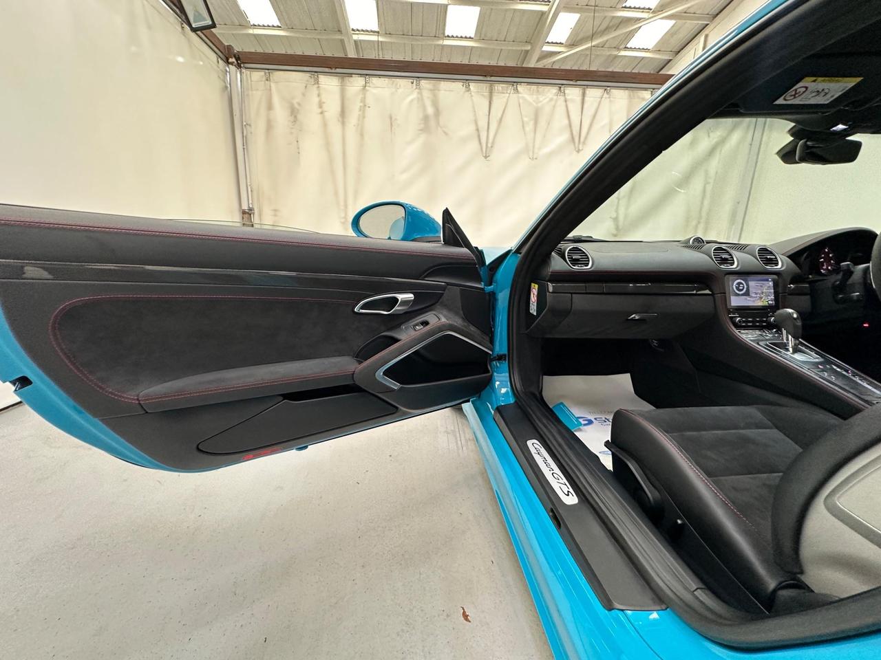 Porsche 718 Cayman AF19HFM