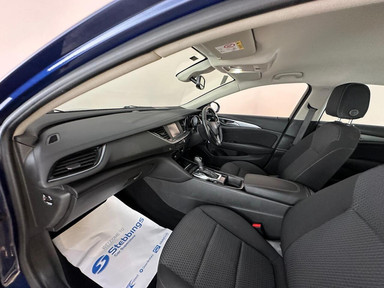 Vauxhall Insignia FP21RVM